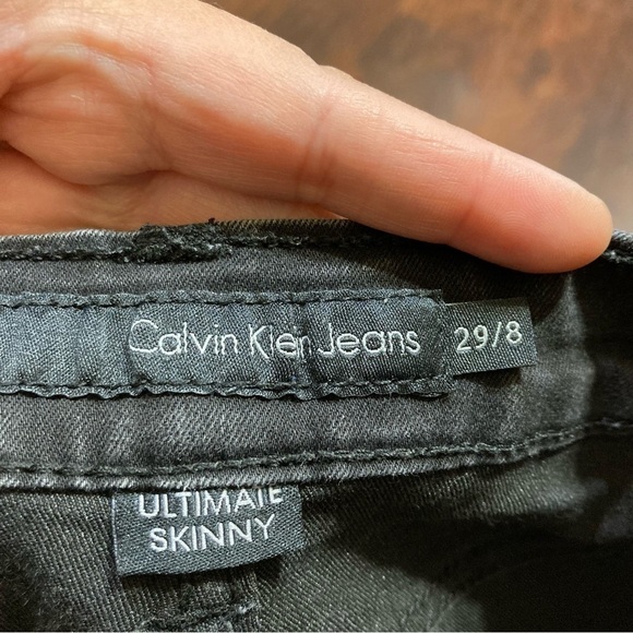 CALVIN KLEIN Ultimate Skinny Jeans black Stretch denim size 28/8 GUC - Picture 7 of 12